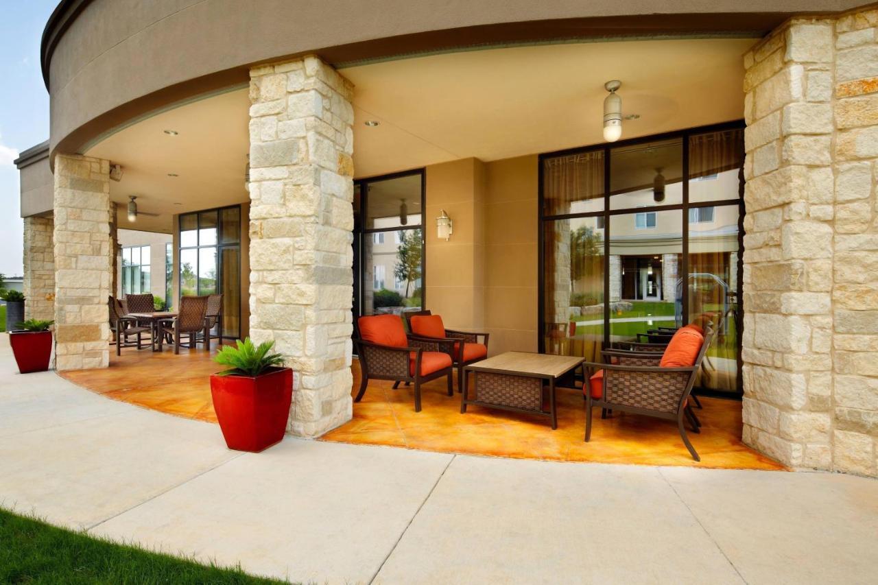 Hotel Courtyard By Marriott San Antonio Six Flags At The Rim Exterior foto